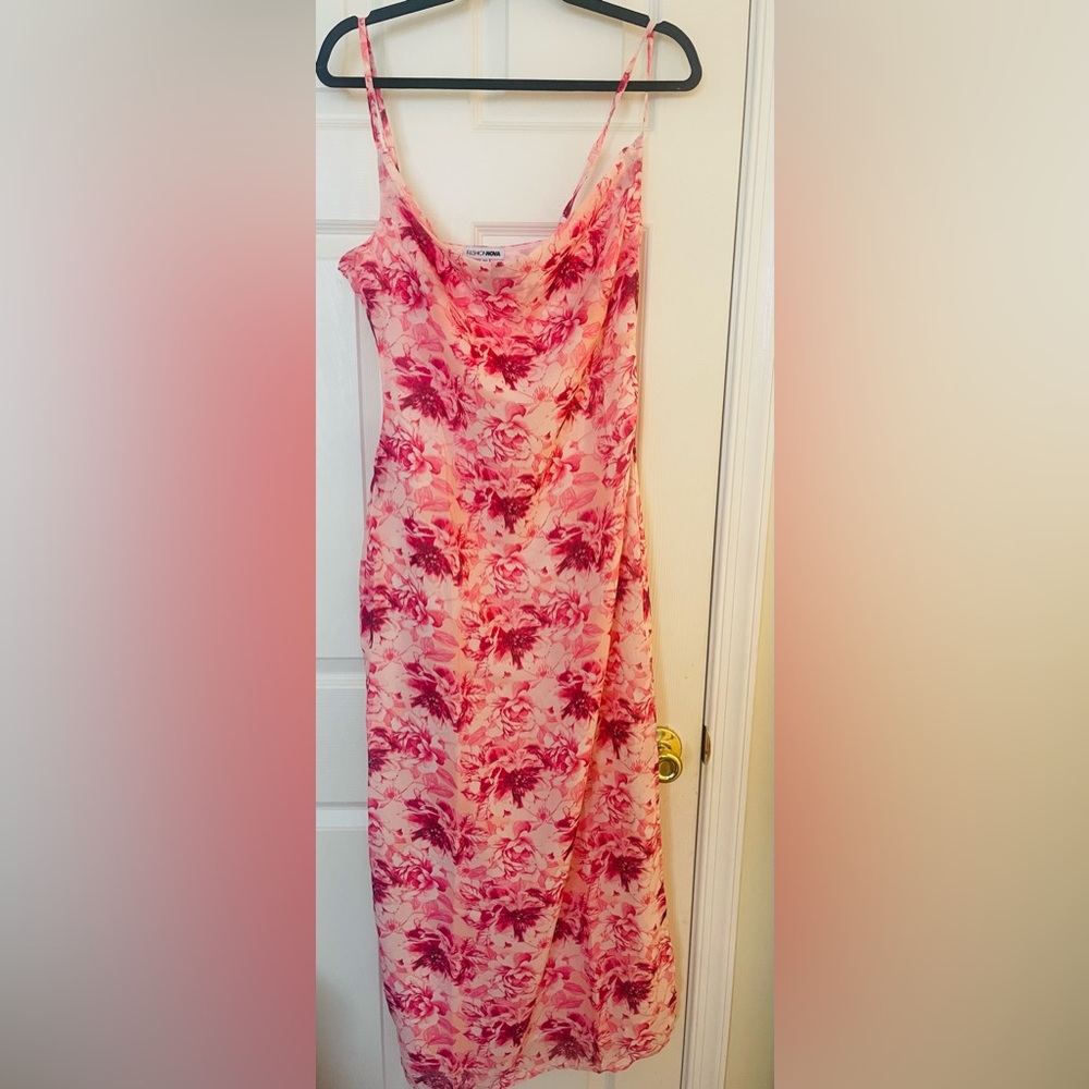 Ellie Chiffon/Rose Printed Maxi Dress